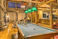 River Access, Mtn Views! All-Season Cullowhee Base - ヴィラ