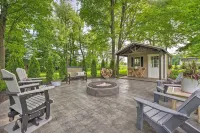 Shipshewana Guest House with Fire Pit! - Homestays