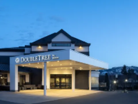 DoubleTree by Hilton West Kelowna Hotels in Central Okanagan
