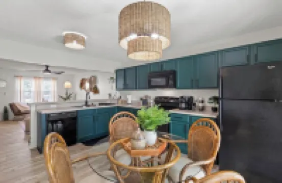 2-Bedroom BoHo Oasis Townhome