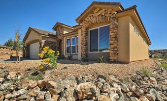 La Verkin Home w/ Hot Tub, Kayaks, & Bikes!