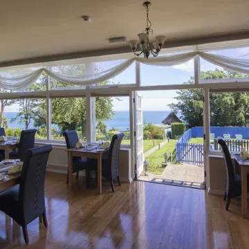 Luccombe Manor Country House Hotel Отели в г. Шанклин