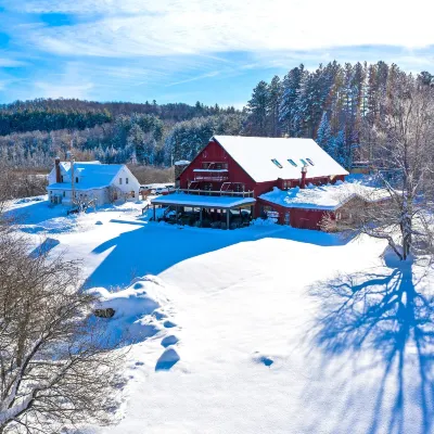 Mountain Meadows Lodge Hotels near Snowdon Poma