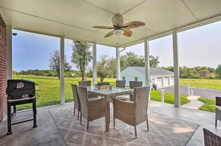 Upscale Country Home w/ Fire Pit in Taneytown!