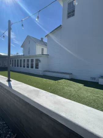 The Hermitage Inn and Taphouse Отели в г. Мурфилд