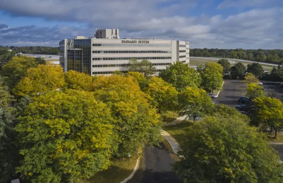 底特律特洛伊奧本山希爾頓大使套房酒店