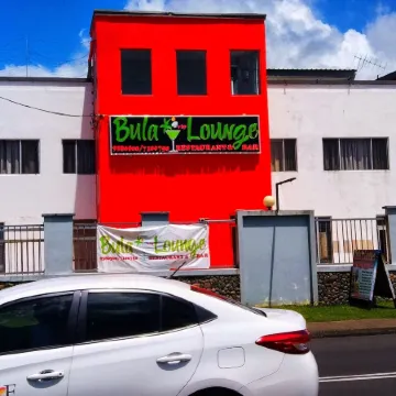 Sunseekers Outrigger Hotel