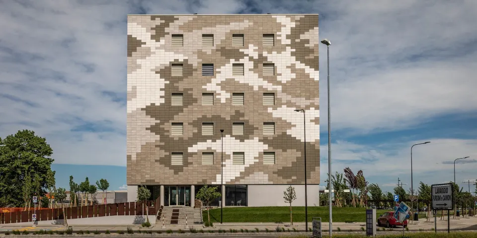 Hotel the Cube