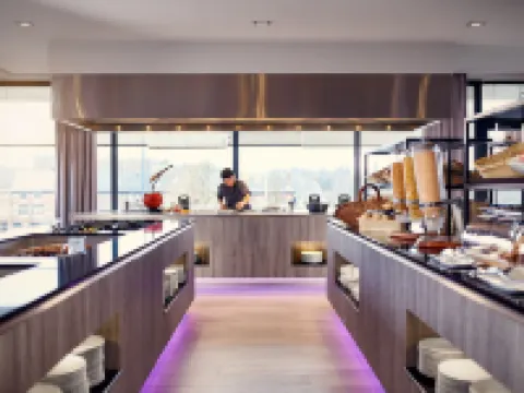 Hotel Charleroi Airport - Van der Valk Hotels in Charleroi