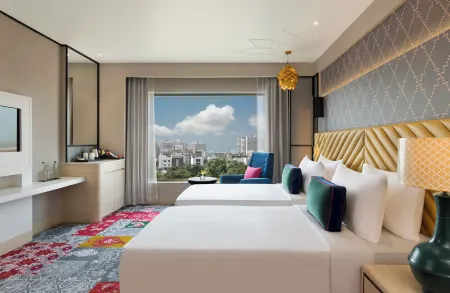 Grand Mercure Agra Отели рядом с достопримечательностью «Dr. B. R. Ambedkar University»