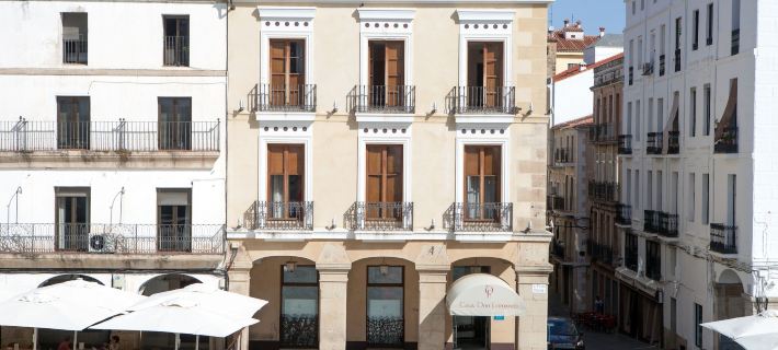 Apartamentos Soho Boutique Plaza Mayor Các khách sạn ở Caceres