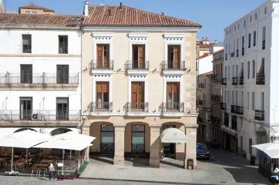Apartamentos Soho Boutique Plaza Mayor Hotel di Caceres