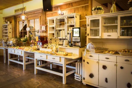 Kraina Smaku Отели рядом с достопримечательностью «Велька Крокев»