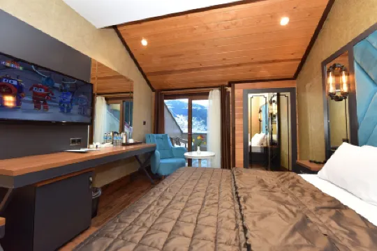 Inanlar Garden Hotel & Bungalow Отели в г. Узунгёль