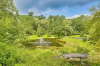 Serene Holmes Cottage Near Lakes & Trails!