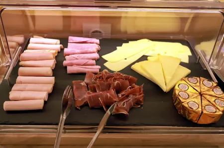 Best Western Hotel du Mucem Отели в г. Буше-дю-Рон