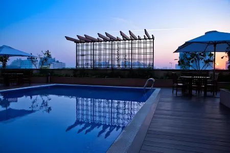 Lemon Tree Premier 1, Gurugram Отели рядом с достопримечательностью «Leisure Valley Rd»