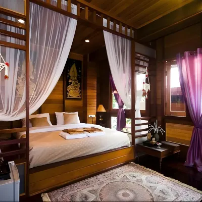 Ruen Tubtim Hotel Hotels near Elephantstay