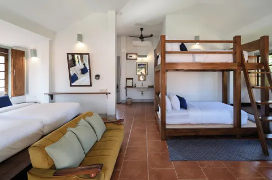 ห้องแฟมิลี่สี่ท่านพร้อมวิวสวน