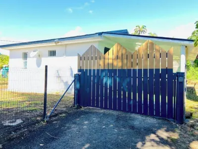 Villa Calme et Spacieuse Avec Spa Hotels in 