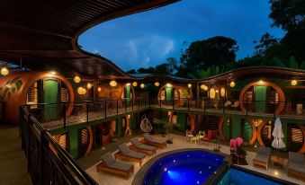 Saranda Boutique Hotel