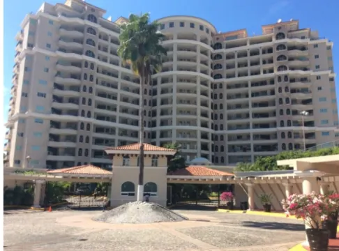 10th Floor Beachfront Luxury Condo Bayview Grand