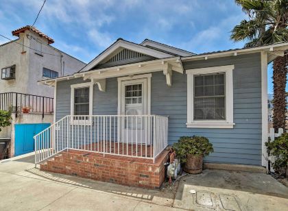 Oceanview home walk to avalon city center