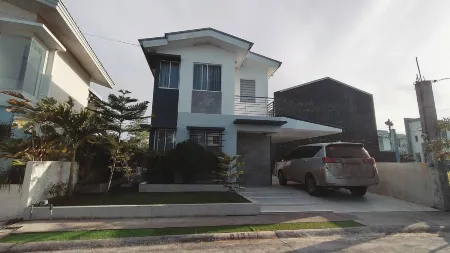 3-Bedroom House in NorthPoint Отели рядом с достопримечательностью «Руинс»