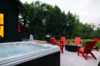 Hot Tub and Game Room Retreat - Charming Country Cabin