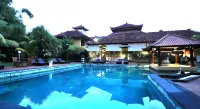 Bakung Beach Resort - Bãi biển