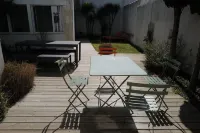 Very Nice  Listed Rhétaise House with Garden and Garage, Quiet, Right in the Center,