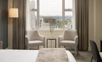 The Benson Portland, Curio Collection by Hilton