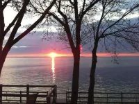 Clean & Cozy 1000 Islands Area Riverfront Home
