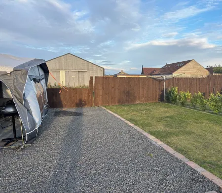 4 Guests - Pet Friendly - Durham Caravan Retreat Отели в г. Уиллингтон