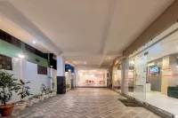 Treebo Raj Palace Hotel di Babatpur