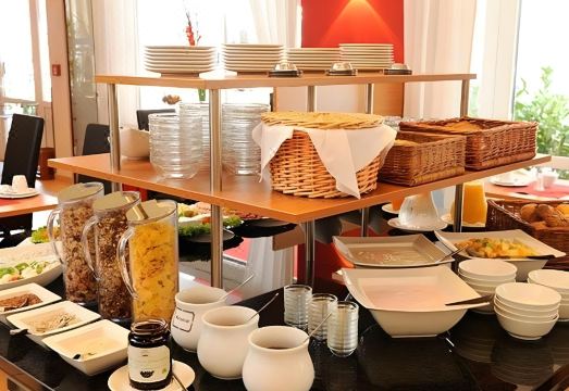 뮌헨 중심가 호텔 근처 거리 풍경