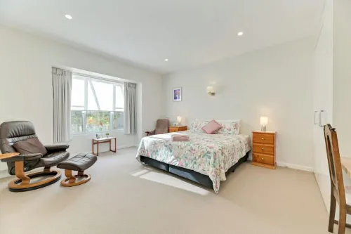 St Joseph's by the sea Hotels in Williamstown