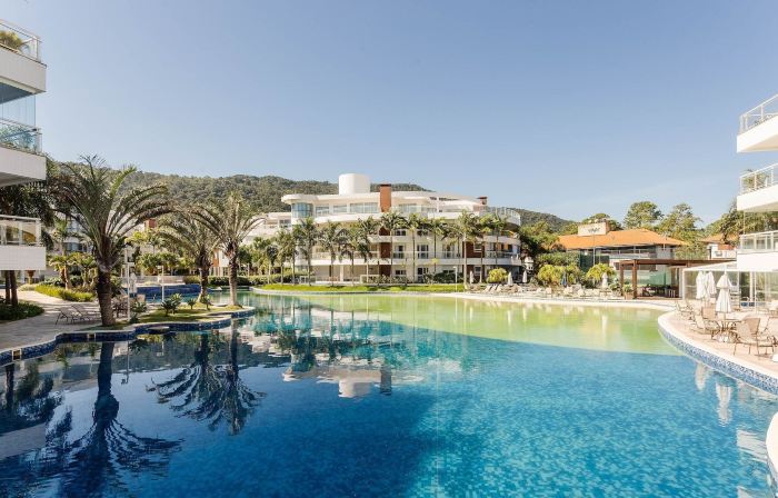 Apt in Resort w/ Pool 200m From the Beach Mhe0114