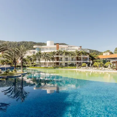 Apt in Resort w/ Pool 200m From the Beach Mhe0114 Hotels near بونتا داس كاناس