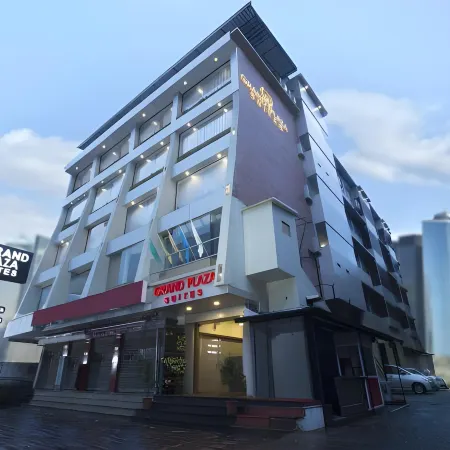 Grand Plaza Suites