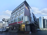 Grand Plaza Suites