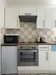 Newly refurbished 1 bed flat 7 mins from Luton airport
