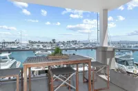 The Kelly Residence @ Peninsula Village