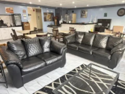 Quality Inn Hotels in Manitowoc