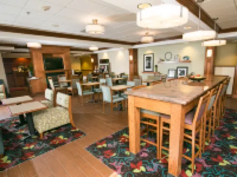 ハンプトン イン ハードリー - アーマスト エリア ハードリーのホテル