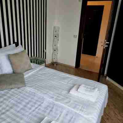 The spacious apartment with sea view is located on the Bulgarian Black Sea Coast Rooms