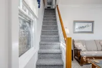 Beachfront Retreat - 5BR Home With Stunning Views