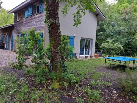 La Villa Varanguaise Lacanau Site Boisé Exceptionnel, au Bord du lac !