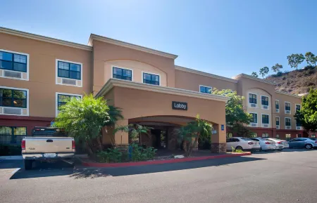 Extended Stay America Suites - San Diego - Mission Valley - Stadium Отели рядом с достопримечательностью «Департмент оф Электрикал энд Компьютер Инжиниринг»