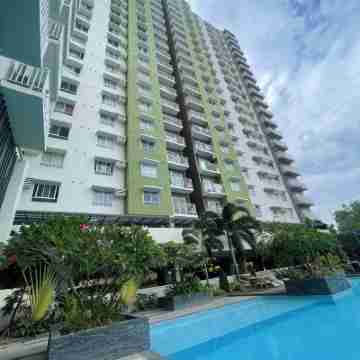 Cozy 1-studio condo with balcony in fantastic Davao City Fitness & Recreational Facilities